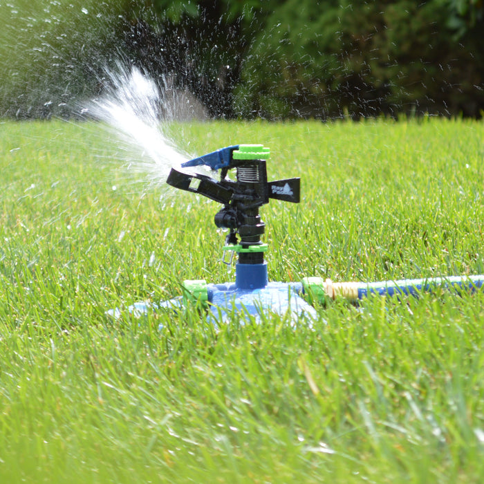 Pulsating Sprinkler with 1.5 lbs Rolling Base - 26 m (86″) Distance  Covering Diameter